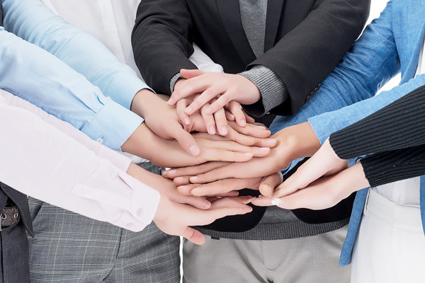 變革中的企業(yè)如何對(duì)待持不同態(tài)度的人？