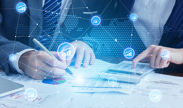 如何通過市場調研和預測制定科學的年度經營計劃？