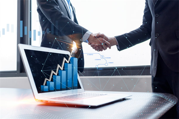 如何通過績效激勵機制激發團隊的創新與活力？