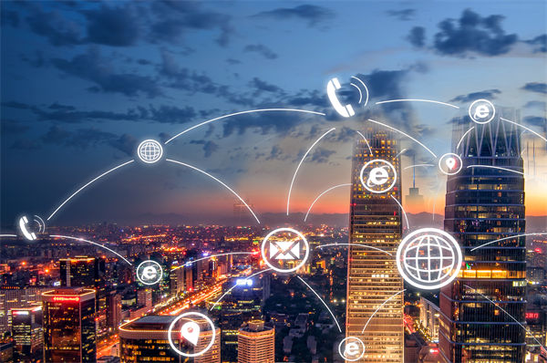 集團管控中，如何確保子公司合規運營與品牌建設？