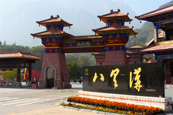 企業(yè)深陷瓶頸期，發(fā)展舉步維艱，新鄉(xiāng)戰(zhàn)略咨詢公司如何破局？