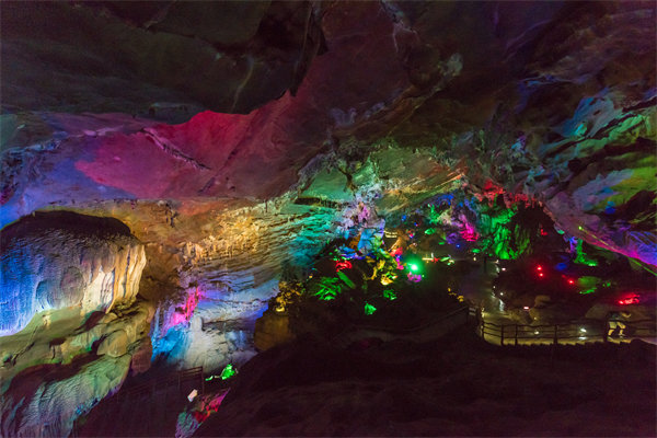 清遠(yuǎn)精益生產(chǎn)咨詢公司聚焦瓶頸，怎樣幫工廠突破效率提升臨界點(diǎn)？