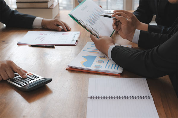 集團(tuán)財(cái)務(wù)管控松散資金濫用,集中風(fēng)控體系如何搭建? 集團(tuán)財(cái)務(wù)管控松散資金濫用,集中風(fēng)控體系如何搭建?