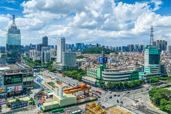 佛山管理咨詢公司深度助力，企業(yè)如何加速突破成長(zhǎng)天花板？