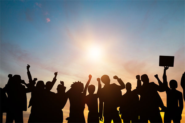 多家公司通知帶薪放假看閱兵,績效管理有何啟示? 多家公司通知帶薪放假看閱兵,績效管理有何啟示?