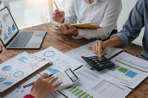 績(jī)效考評(píng)淪為形式主義,員工敷衍應(yīng)付企業(yè)怎么破? 績(jī)效考評(píng)淪為形式主義,員工敷衍應(yīng)付企業(yè)怎么破?